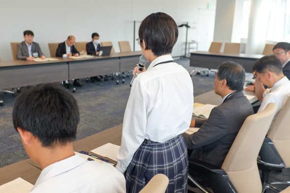 【国際】朝鮮学校生「人としての権利奪われ悲しい」　朝鮮学校へ補助金再開を要望